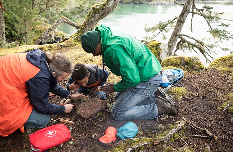 Hiking Packing List: What Should Be in Your Safety Kit?